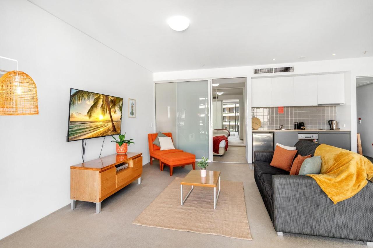 Belle Escapes 703 Harbour Lights With Water Views Apartment Cairns