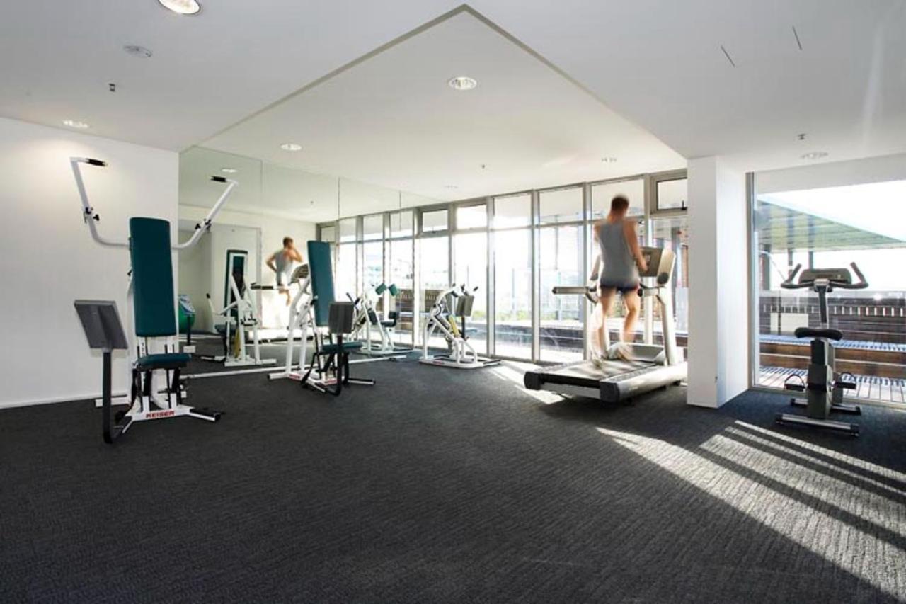 Apartment Belle Escapes 703 Harbour Lights With Water Views Cairns